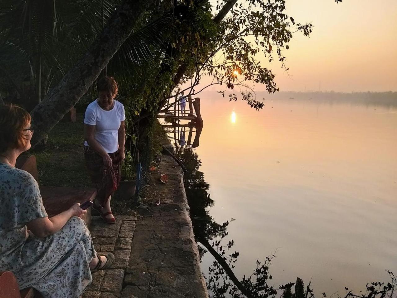 Ashtamudi Villa コッラム エクステリア 写真
